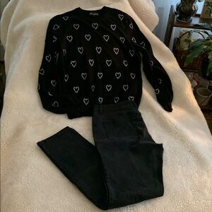 Liz City fit skinny black jeans, size 8
& Marled heart bling black sweater